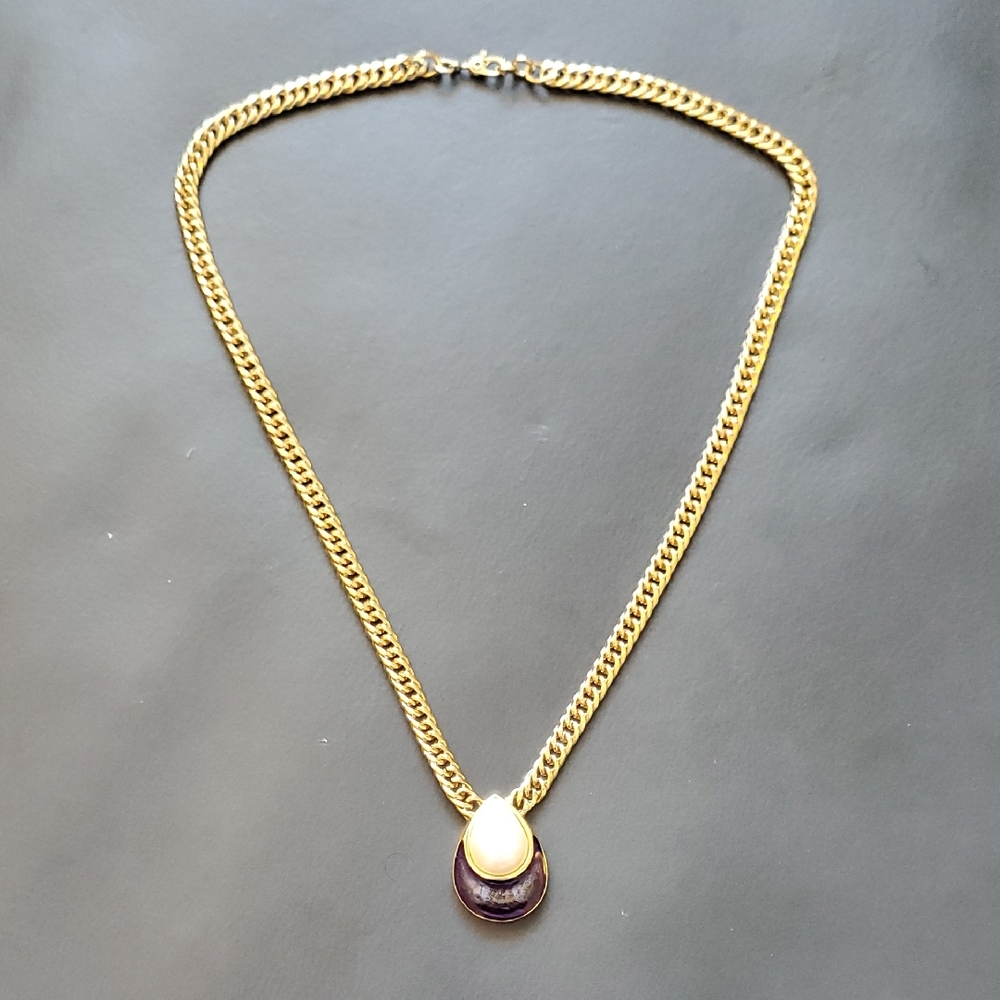 Elegant Gold and Blue Enamel Faux Pearl Gold Tone Pendant Necklace